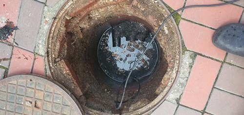 하남 하수구막힘 배관 점검 기록표와 체크리스트를 정리하는 장면