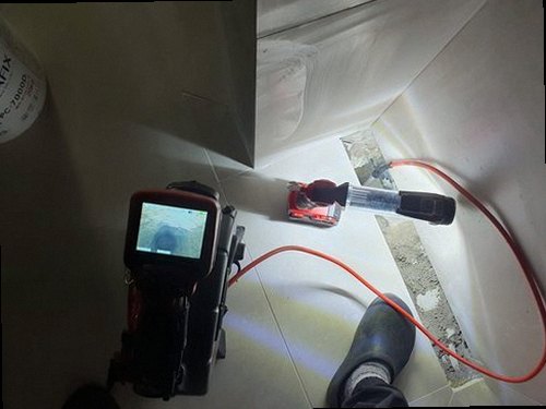 하남 신장동 하수구막힘 배수 테스트와 연결부 누수 여부를 확인하는 마무리 점검 이미지